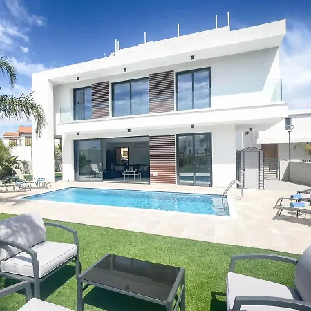 By The - Royal Sapphire * Protaras