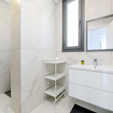 Vilă By The - Royal Sapphire